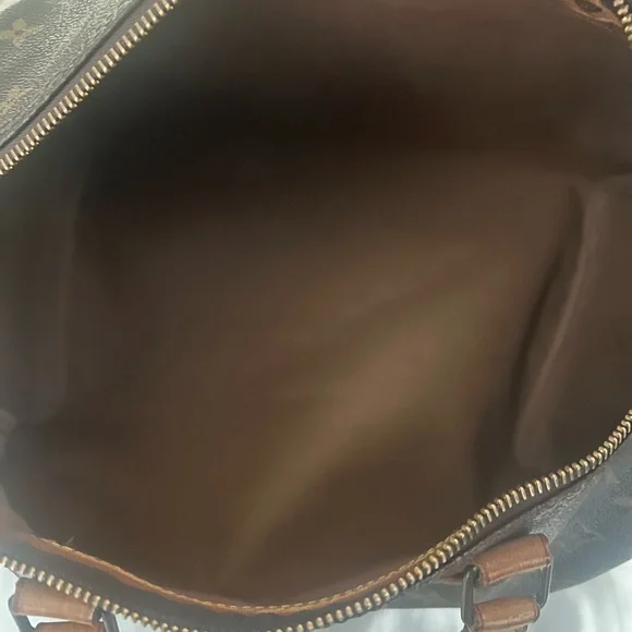 Louis Vuitton Speedy 30 Bag - Picture 6 of 13